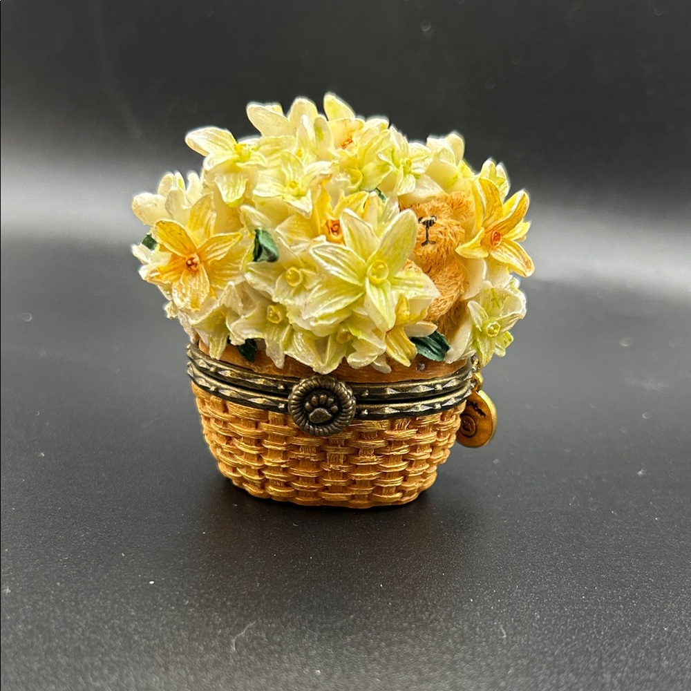 Boyds Bears Beary Blossoms” treasure box